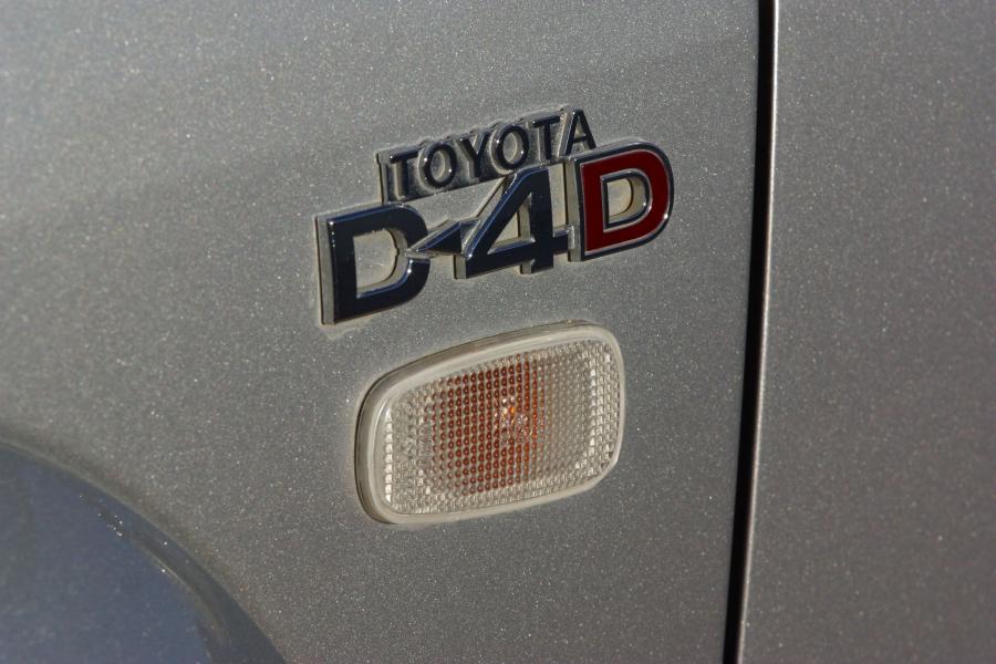  Toyota Land Cruiser 2003 года  (фото 20 из 192)